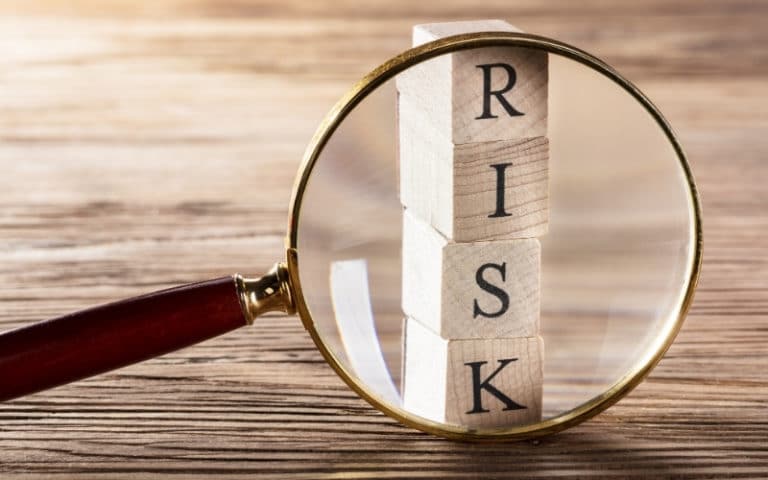 Read more about the article 5 Risk Management Strategies in Forex Trading