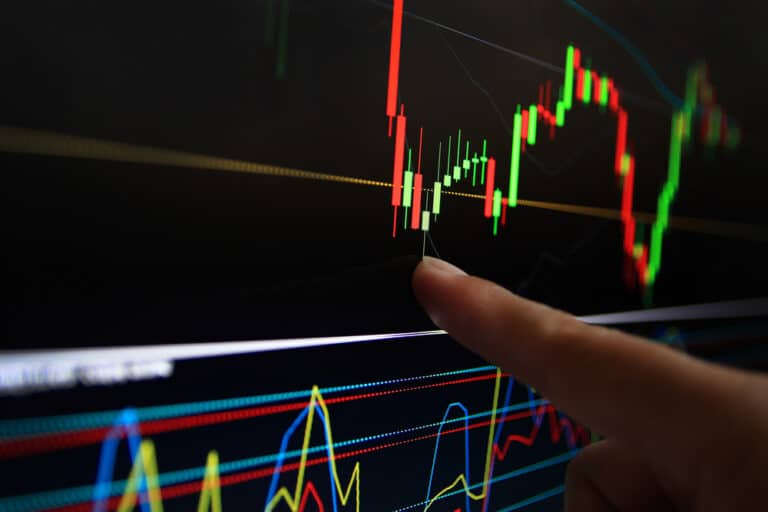 Read more about the article Retracement vs. Reversal in Forex and Cryptocurrencies